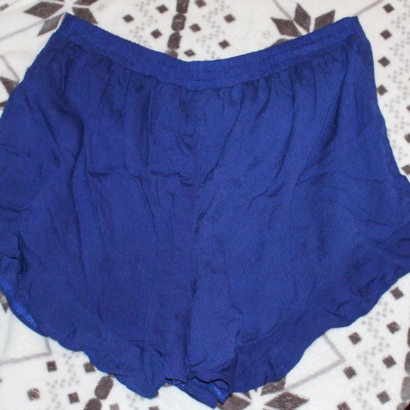 NWT Justify Embroidered Navy Blue Shorts - Picture 4 of 4